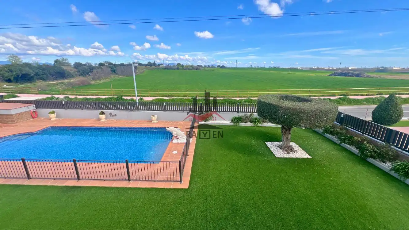 Casa de 395 m² a Vilamalla