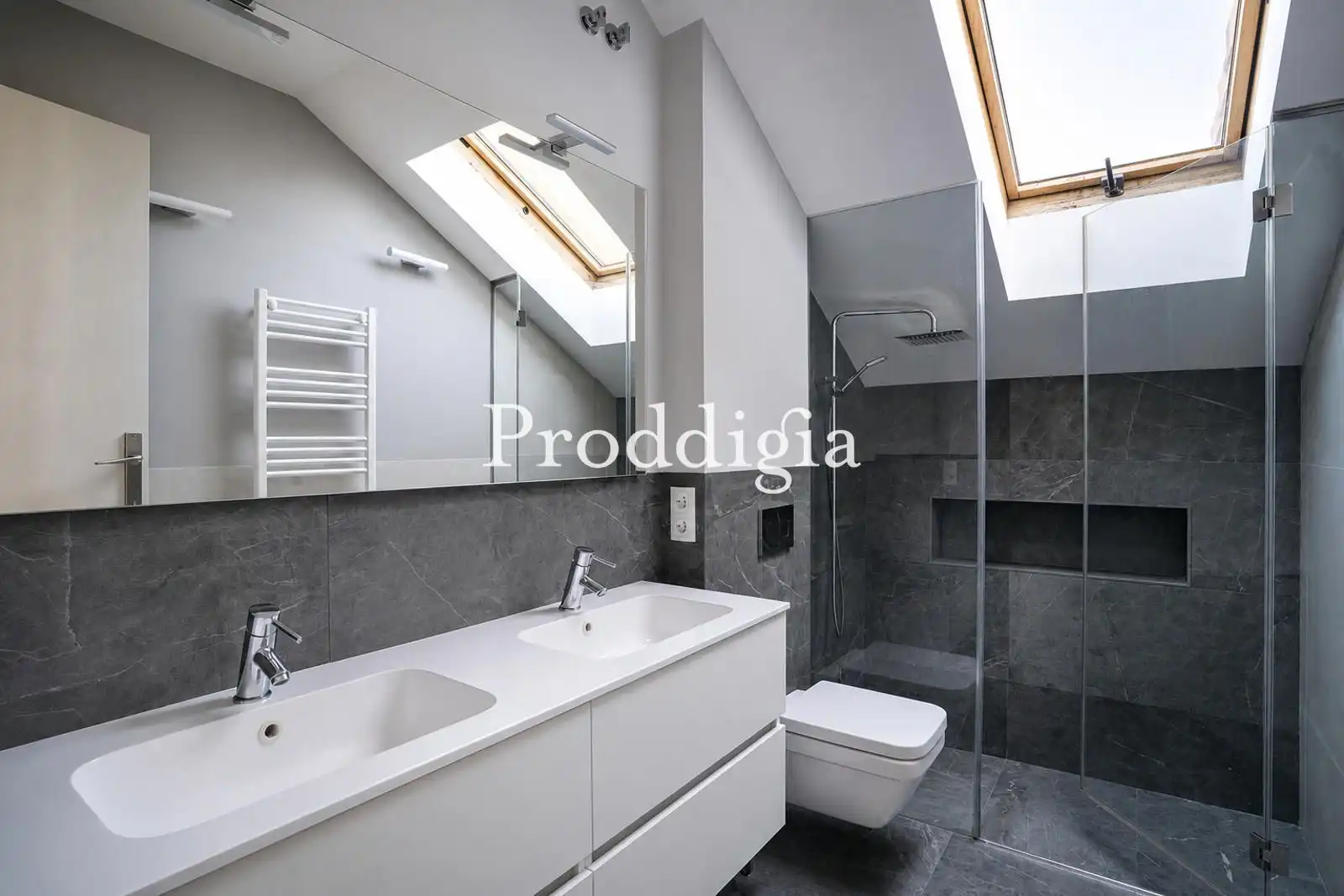Pis de 454 m² a Sant Cugat del Vallès