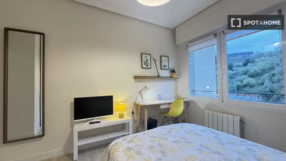 Habitación 104 m², Bilbao