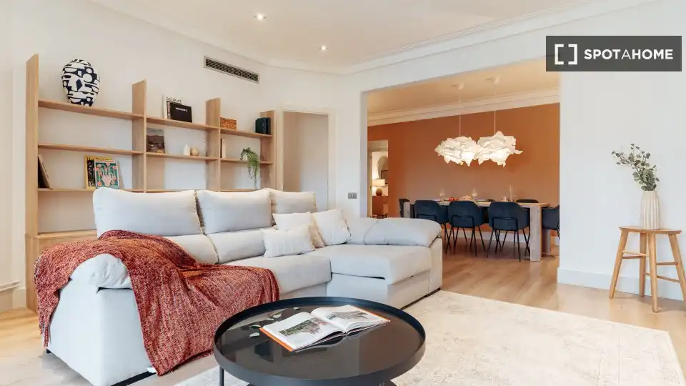 Habitación 208 m², Barcelona
