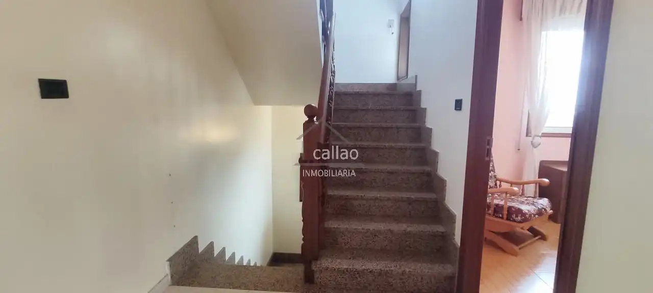 Casa de 265 m² a Mugardos