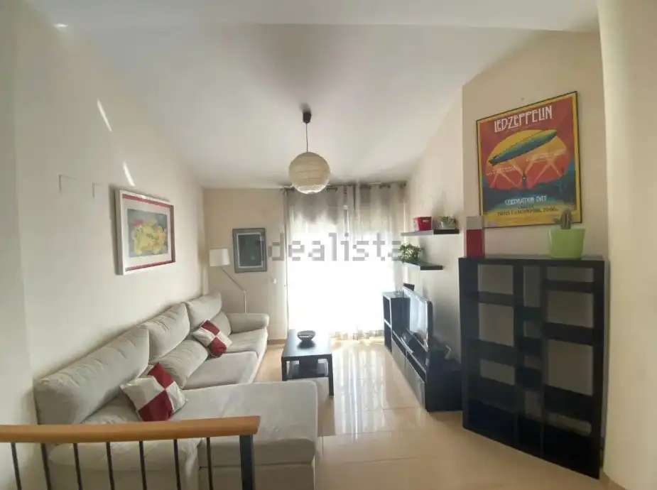Pis de 174 m² a la Pobla de Vallbona