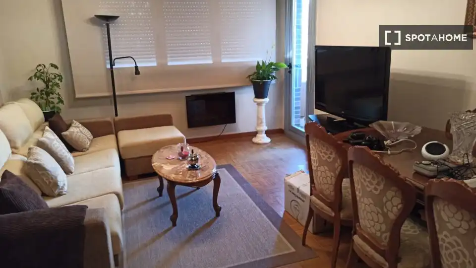 Habitación 138 m², Vigo