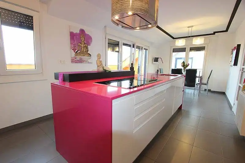 Casa de 330 m² en Cangas de Morrazo