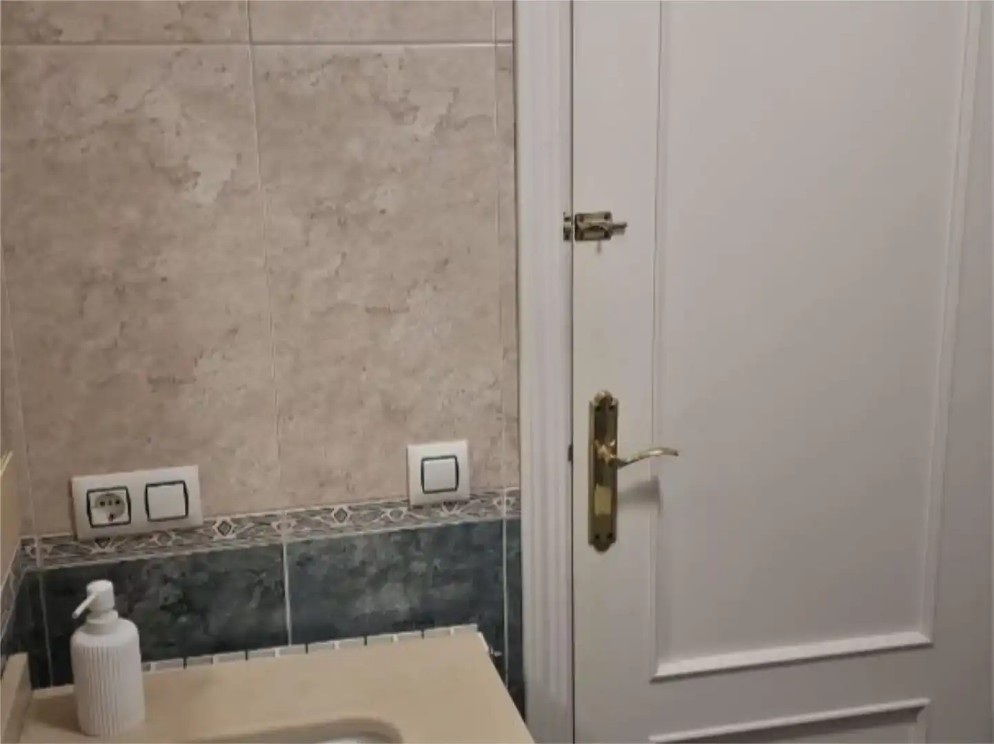 Piso de 140 m² en Carboneras de Guadazaón
