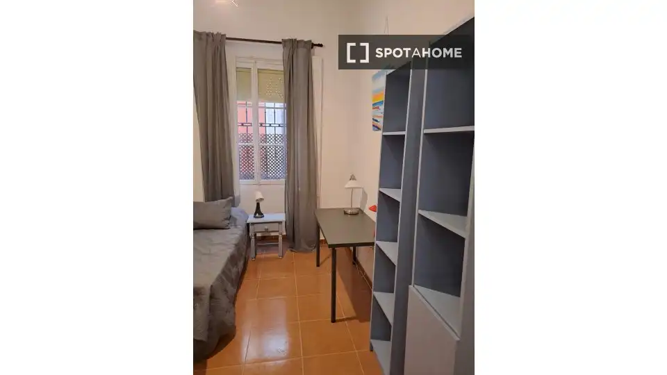 Habitación 81 m², Cádiz