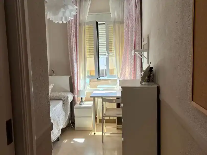 Habitación 100 m², Sevilla