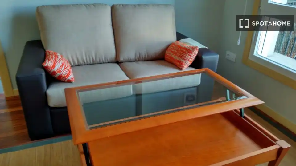Habitación 72 m², Vigo