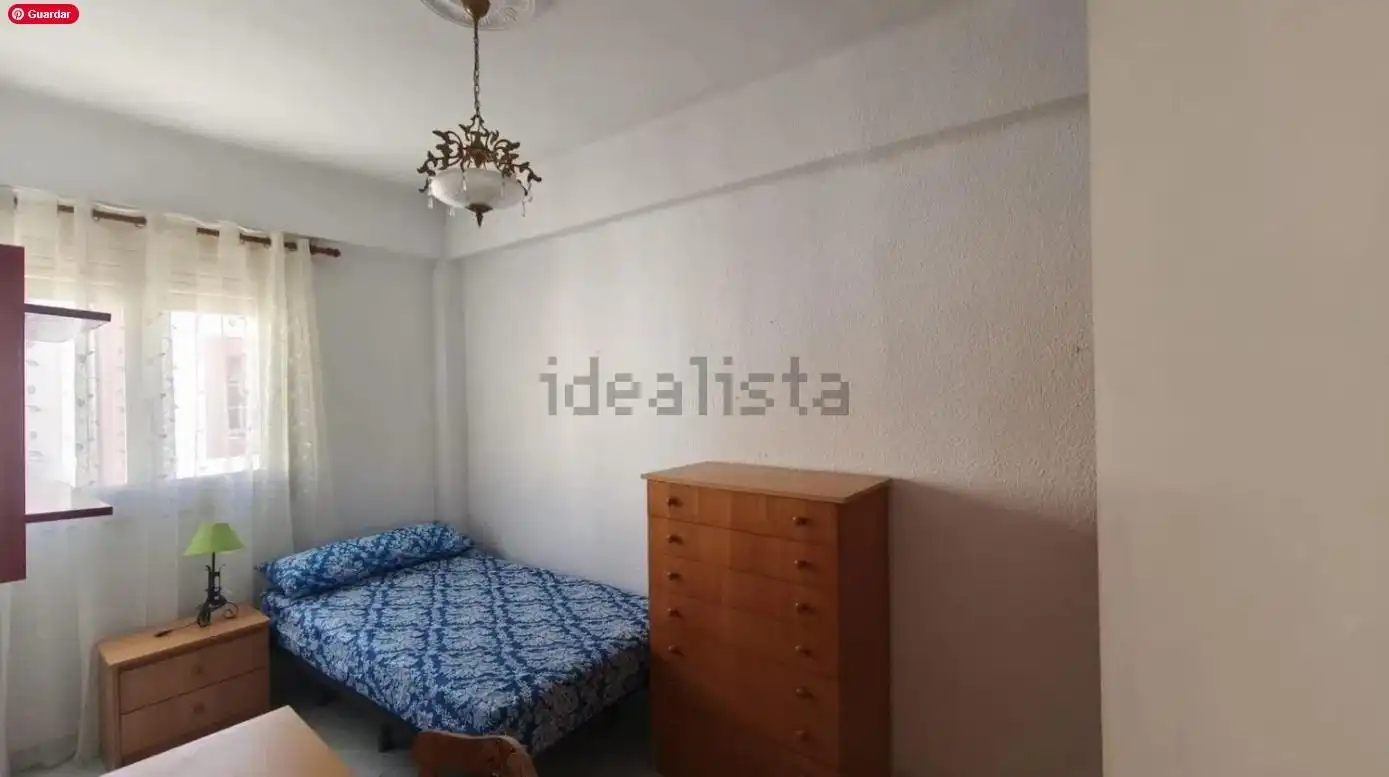 Piso de 80 m² en Almería