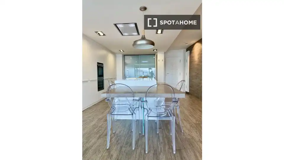 Habitación 92 m², Vigo