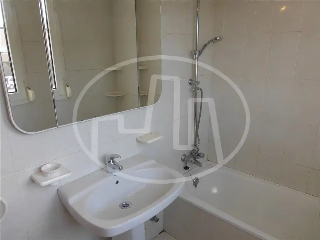 Casa de 190 m² en Valle de Egüés