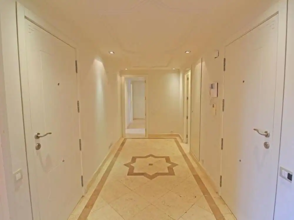 Appartamento 393 m² a Estepona