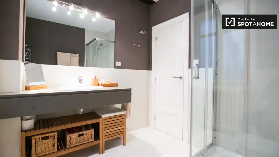 Habitación 81 m², Bilbao