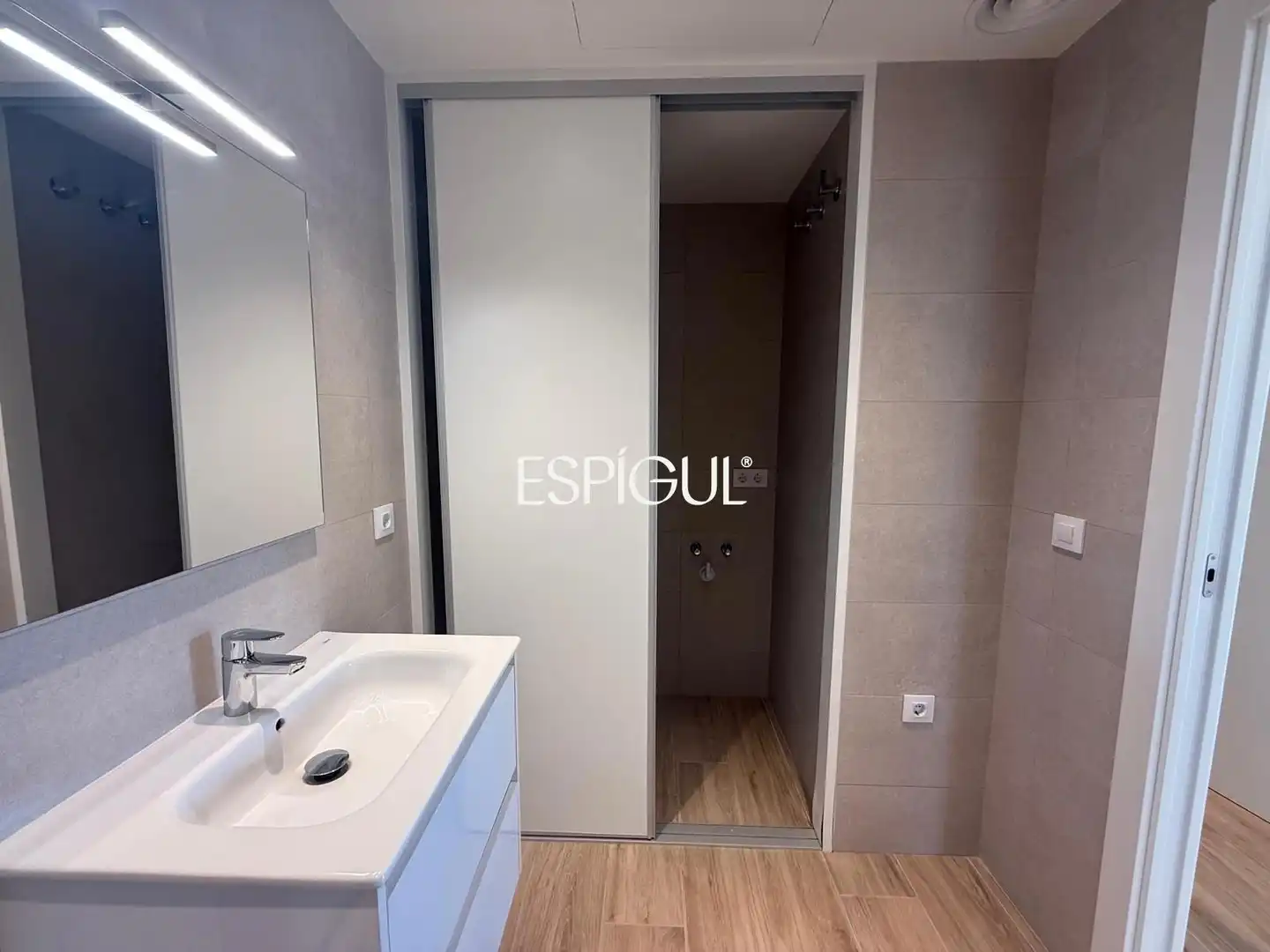 Piso de 56 m² en Gerona