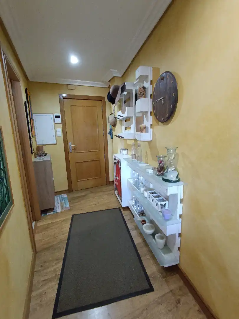 Piso de 95 m² en Pontevedra