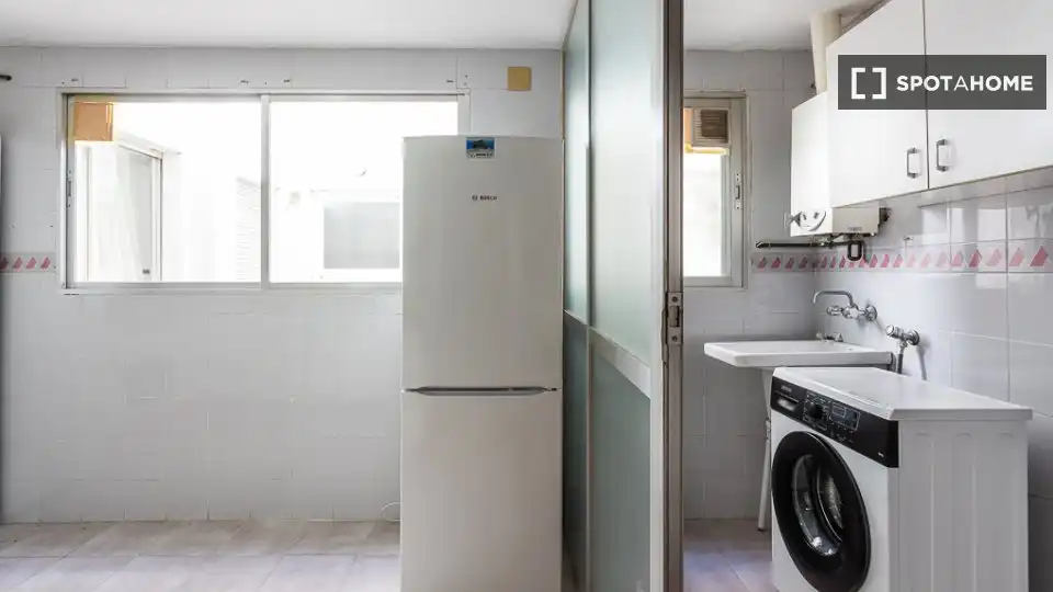 Habitación 150 m², Alicante