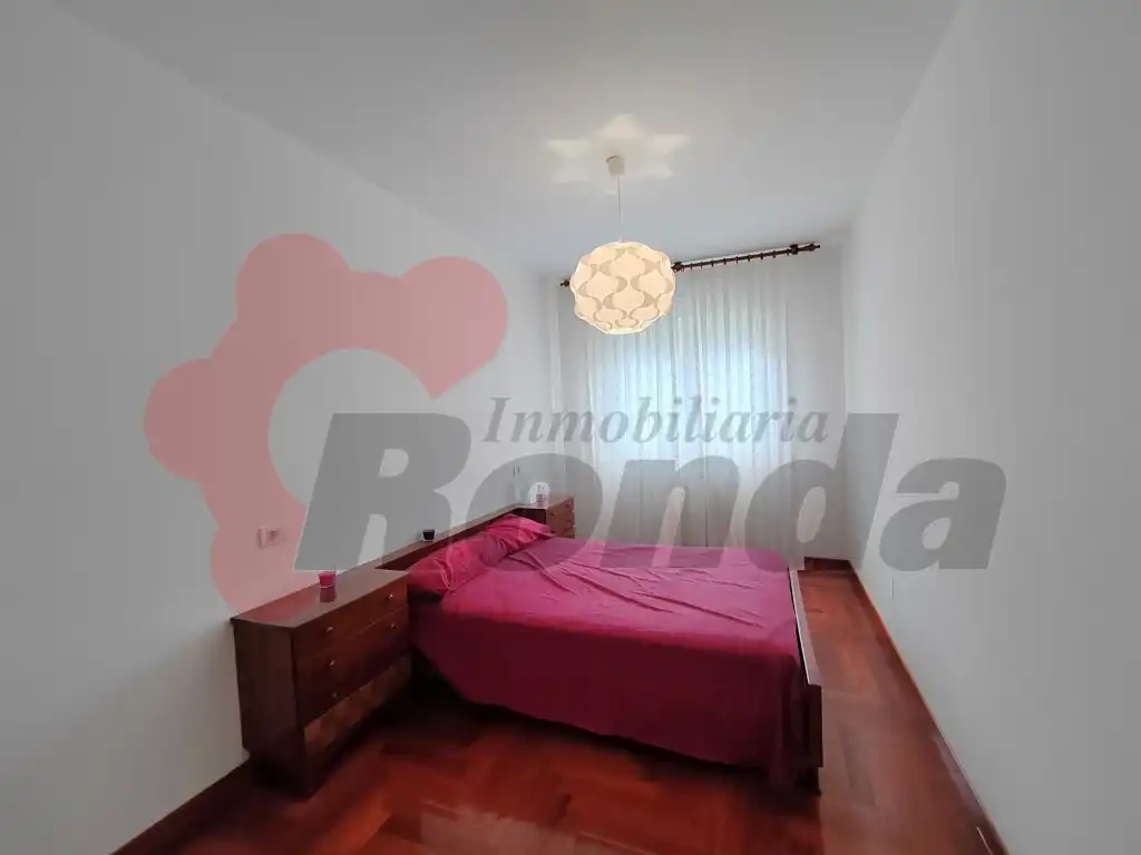 Piso de 70 m² en Lugo