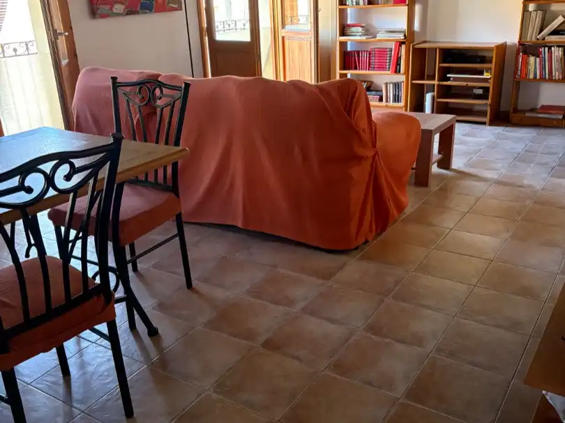 Room for rent, Montcada / Moncada