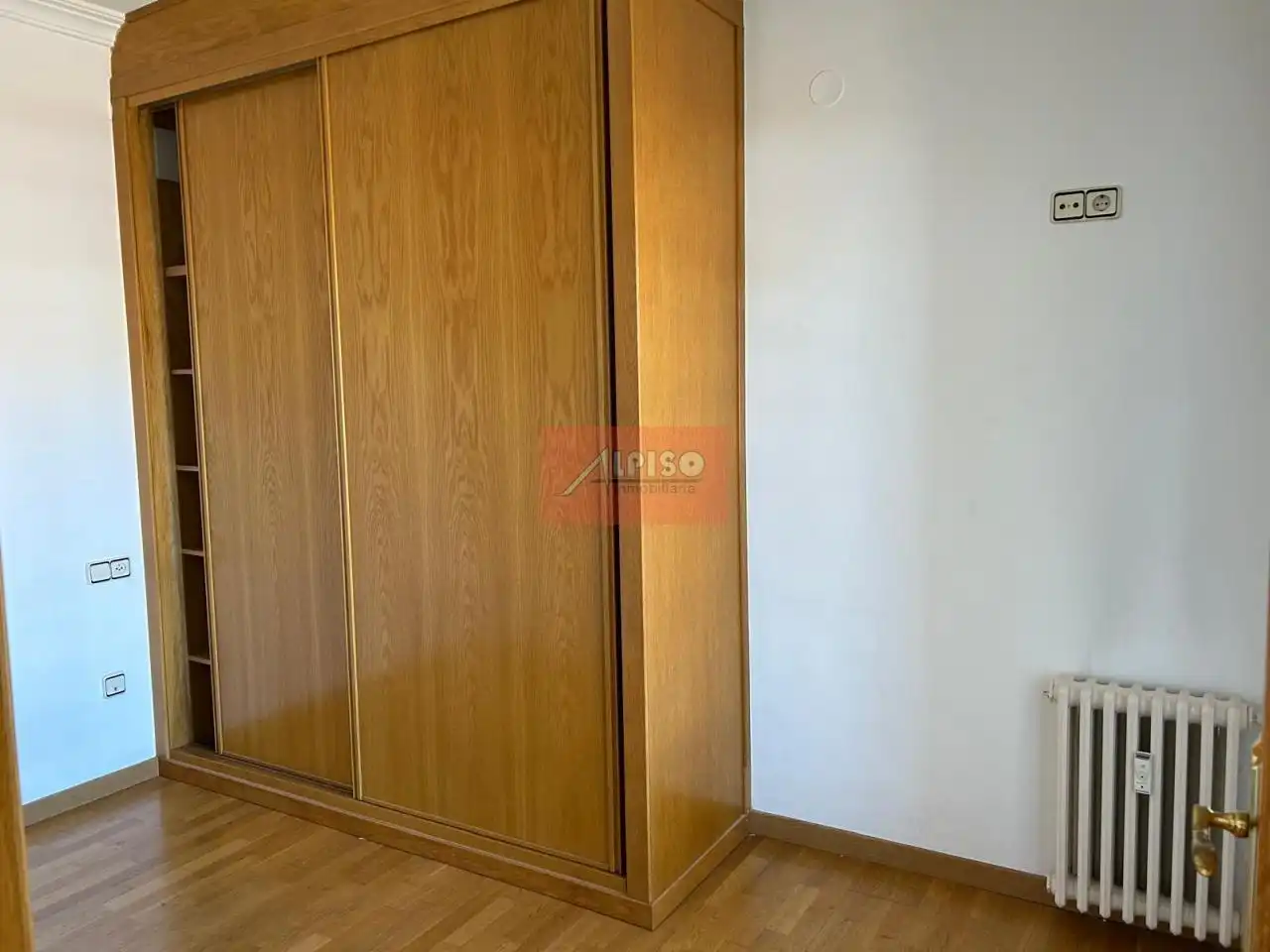 Piso de 81 m² en Ourense