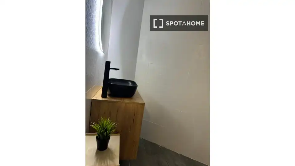 Habitación 120 m², Alicante