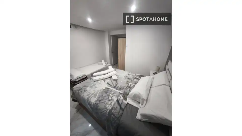 Habitación 92 m², Sevilla