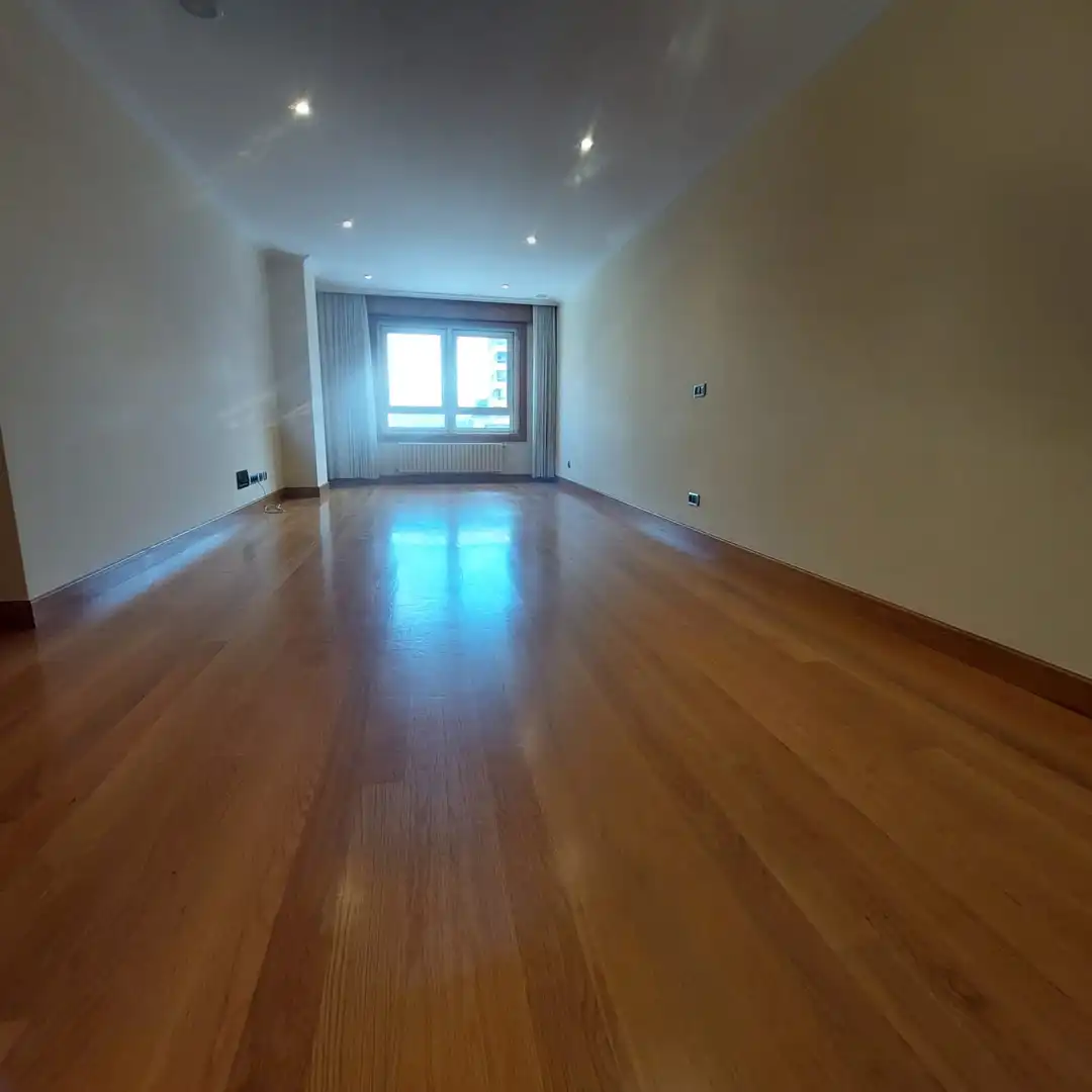 Piso de 140 m² en Vigo
