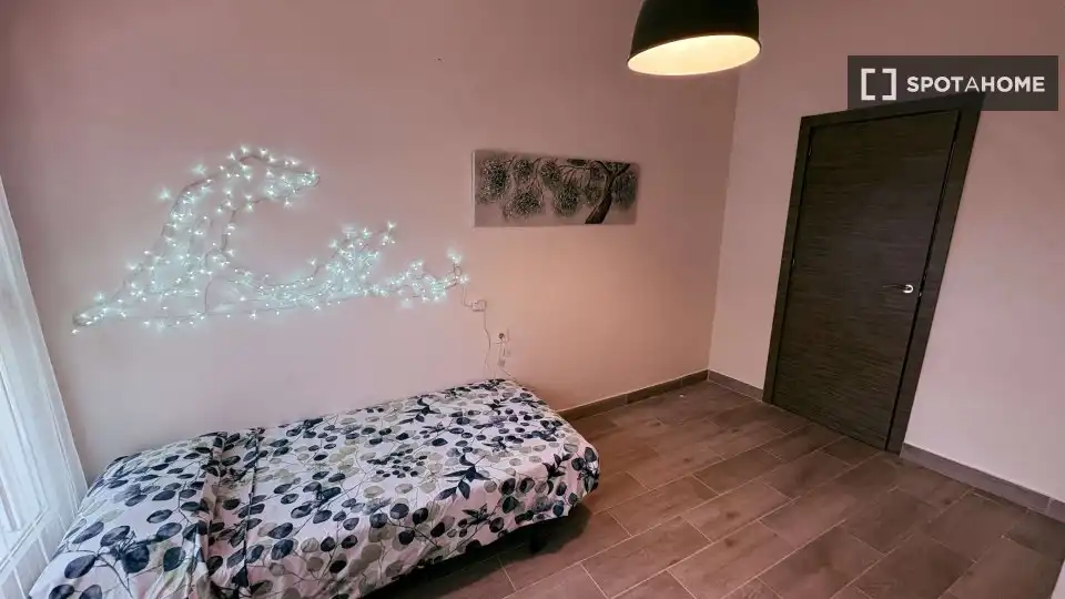 Habitación 104 m², San Juan de Alicante