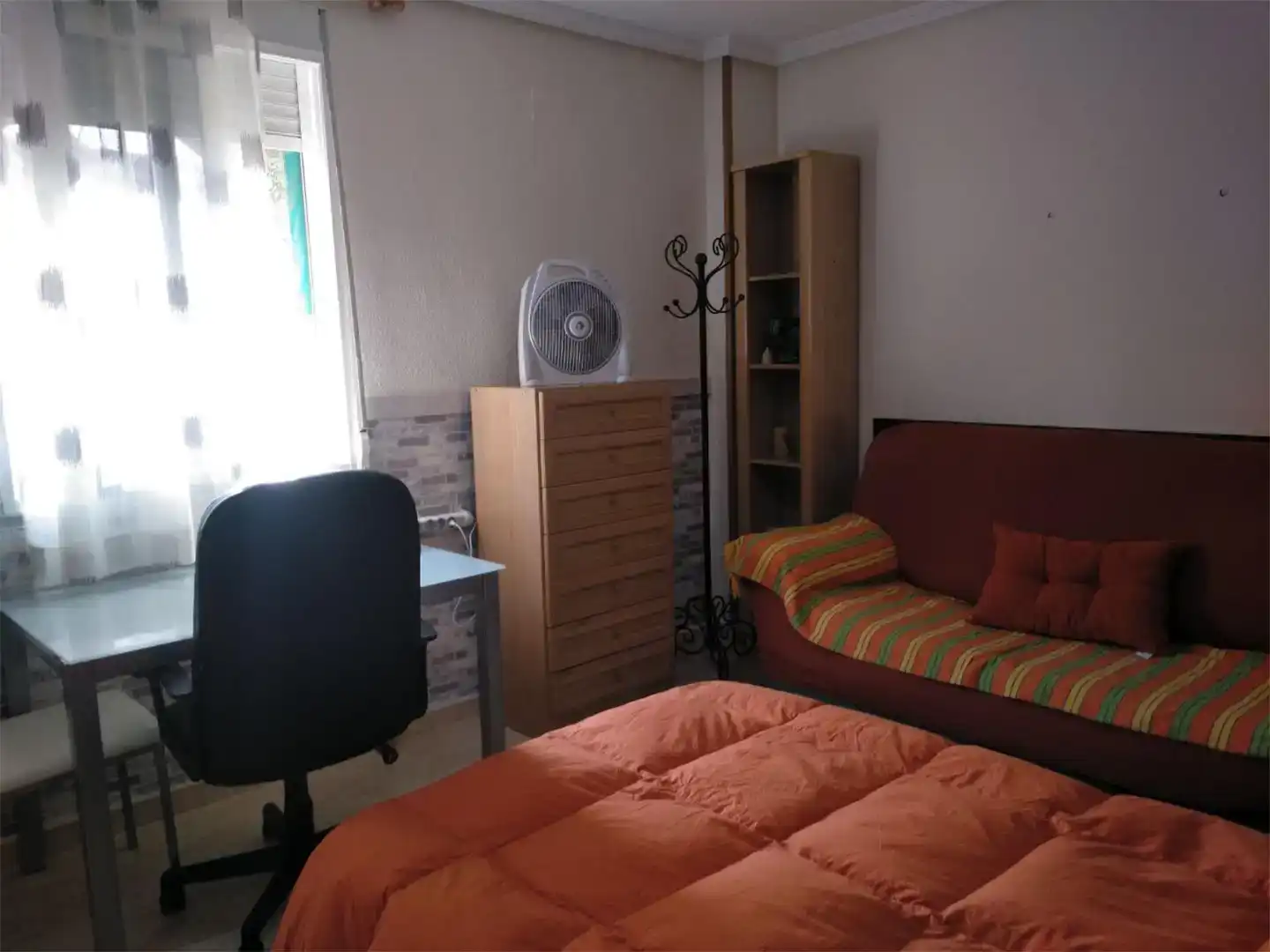 Habitación 85 m², Alicante
