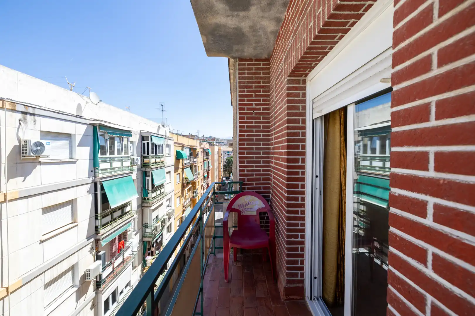 Piso de 84 m² en Granada