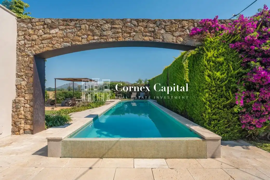 Casa de 855 m² en Pals