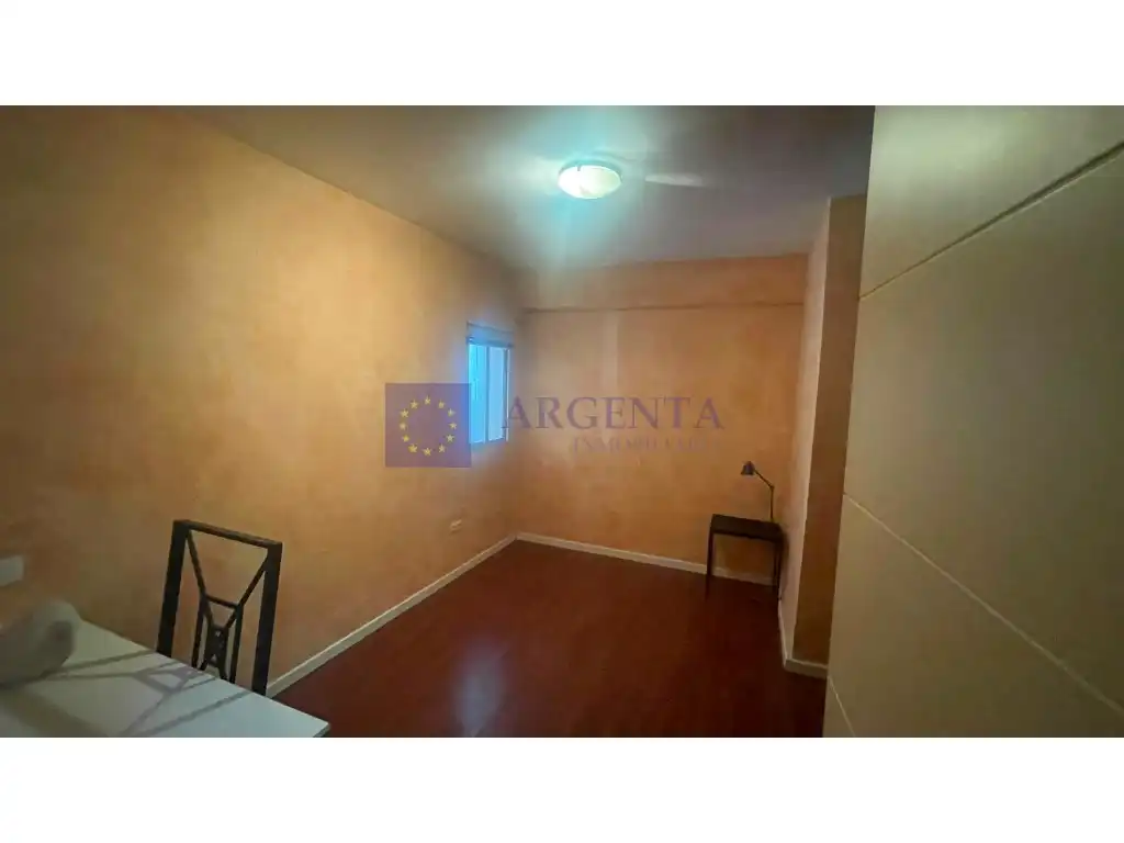 Piso de 85 m² en Cáceres