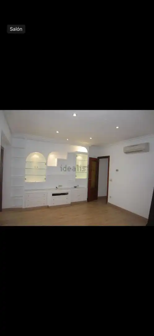 Flat 87 m² in Madrid