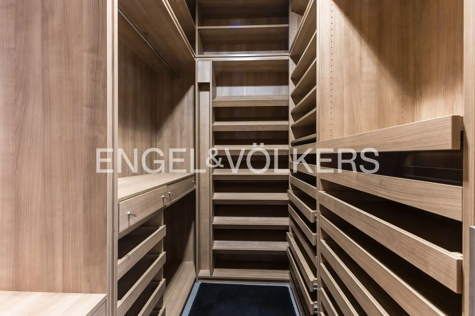 Wohnung 195 m² in Madrid