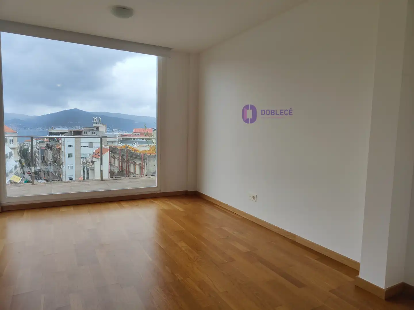 Piso de 160 m² en Vigo