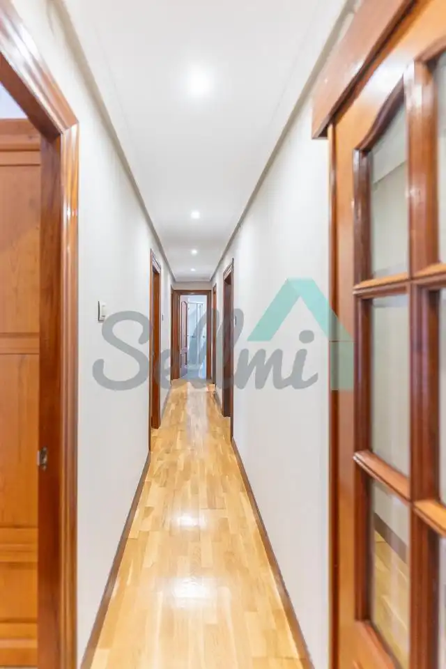 Piso de 104 m² en Oviedo