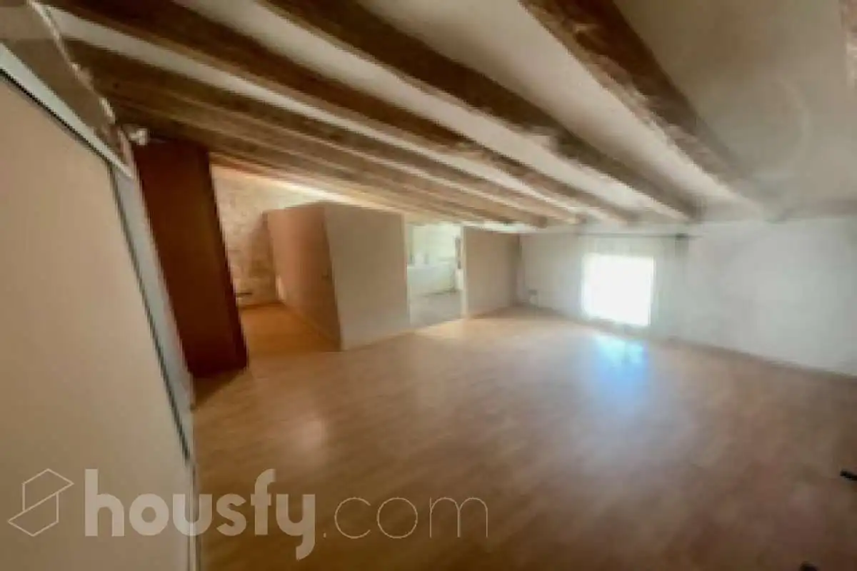 Casa de 263 m² en Mediona