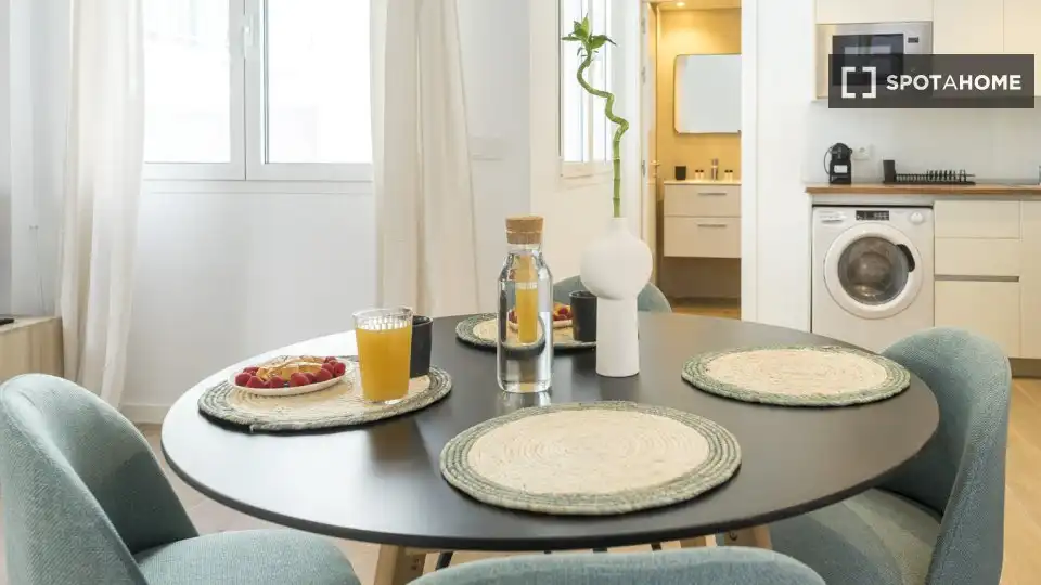 Habitación 67 m², Málaga
