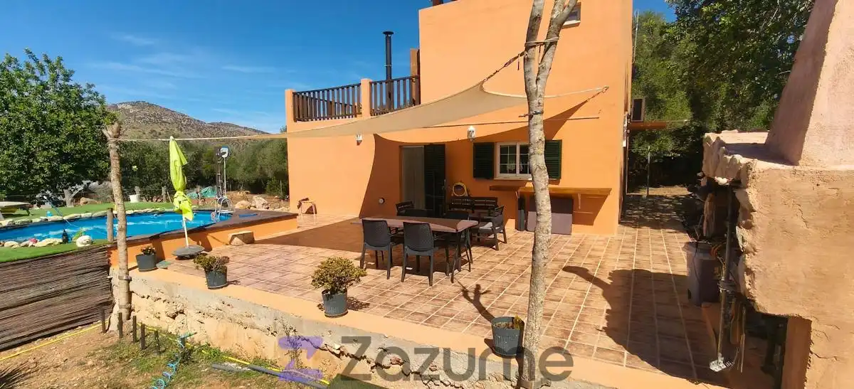 Casa de 100 m² en San Lorenzo del Cardessar