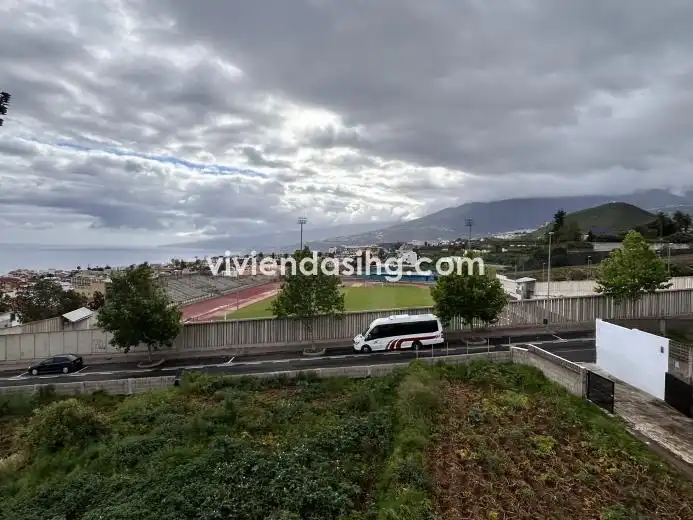 Piso de 100 m² en Los Realejos