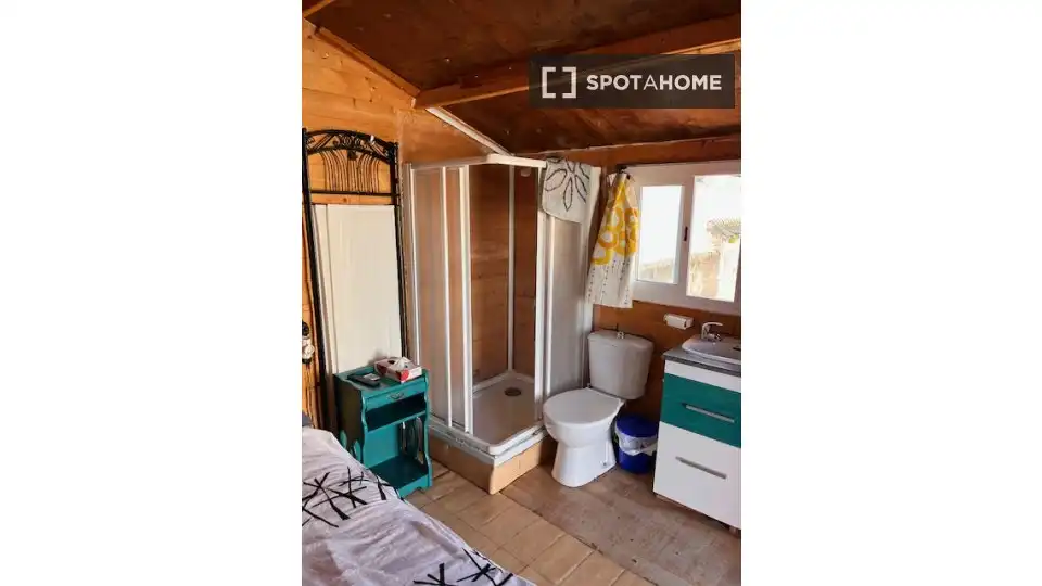 Habitación 16 m², Córdoba