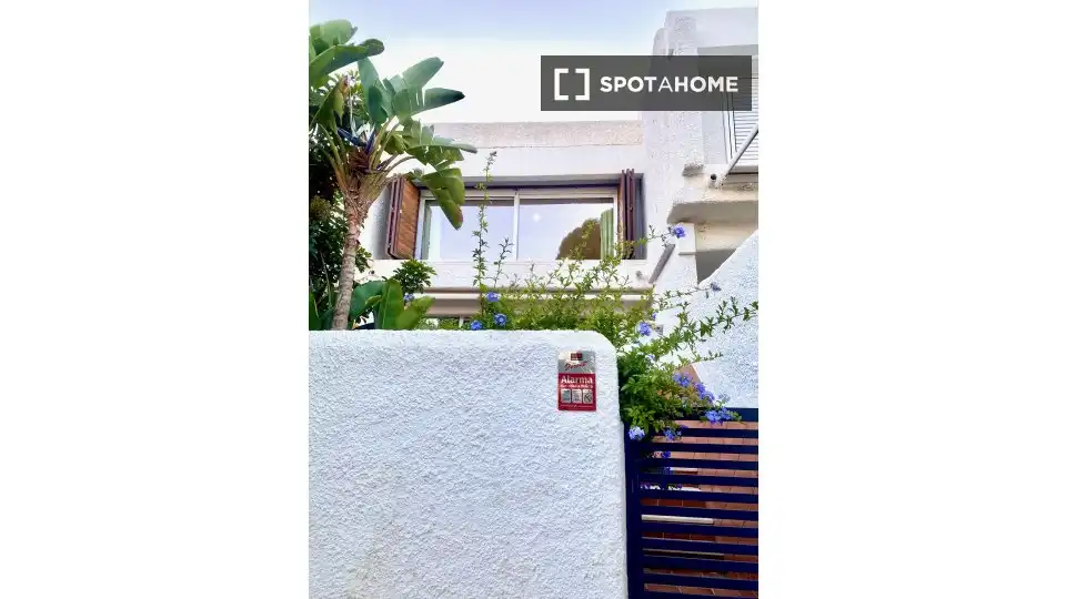 Habitación 184 m², Roquetas de Mar