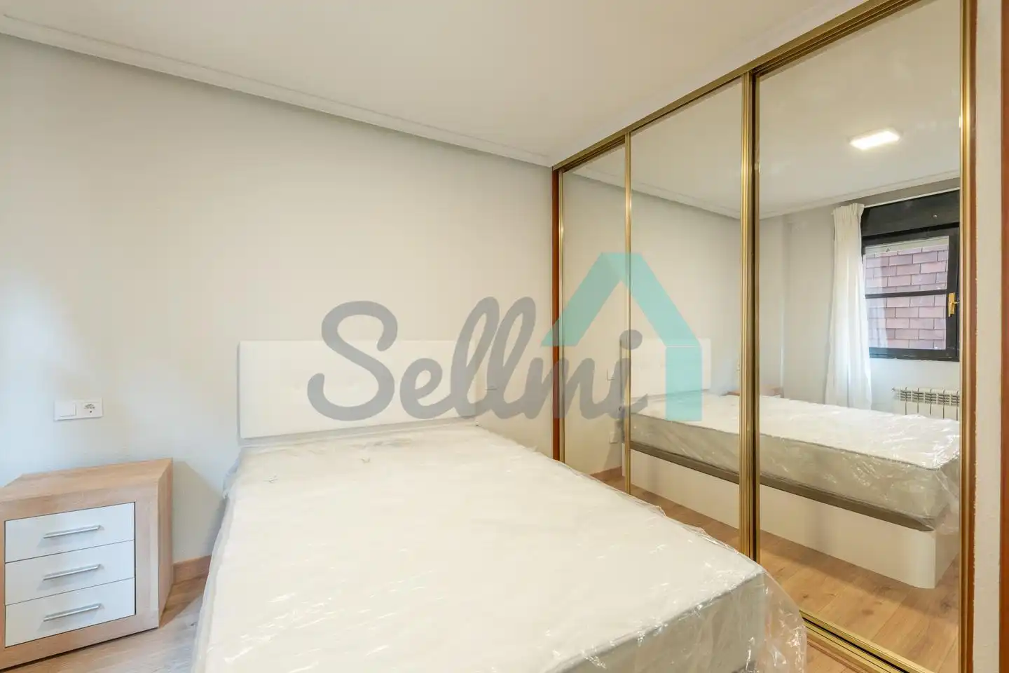Habitación 71 m², Oviedo