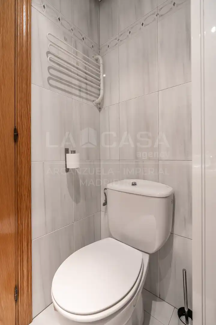 Wohnung 94 m² in Madrid