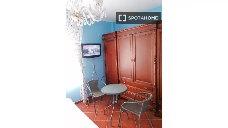 Habitación 20 m², Almería