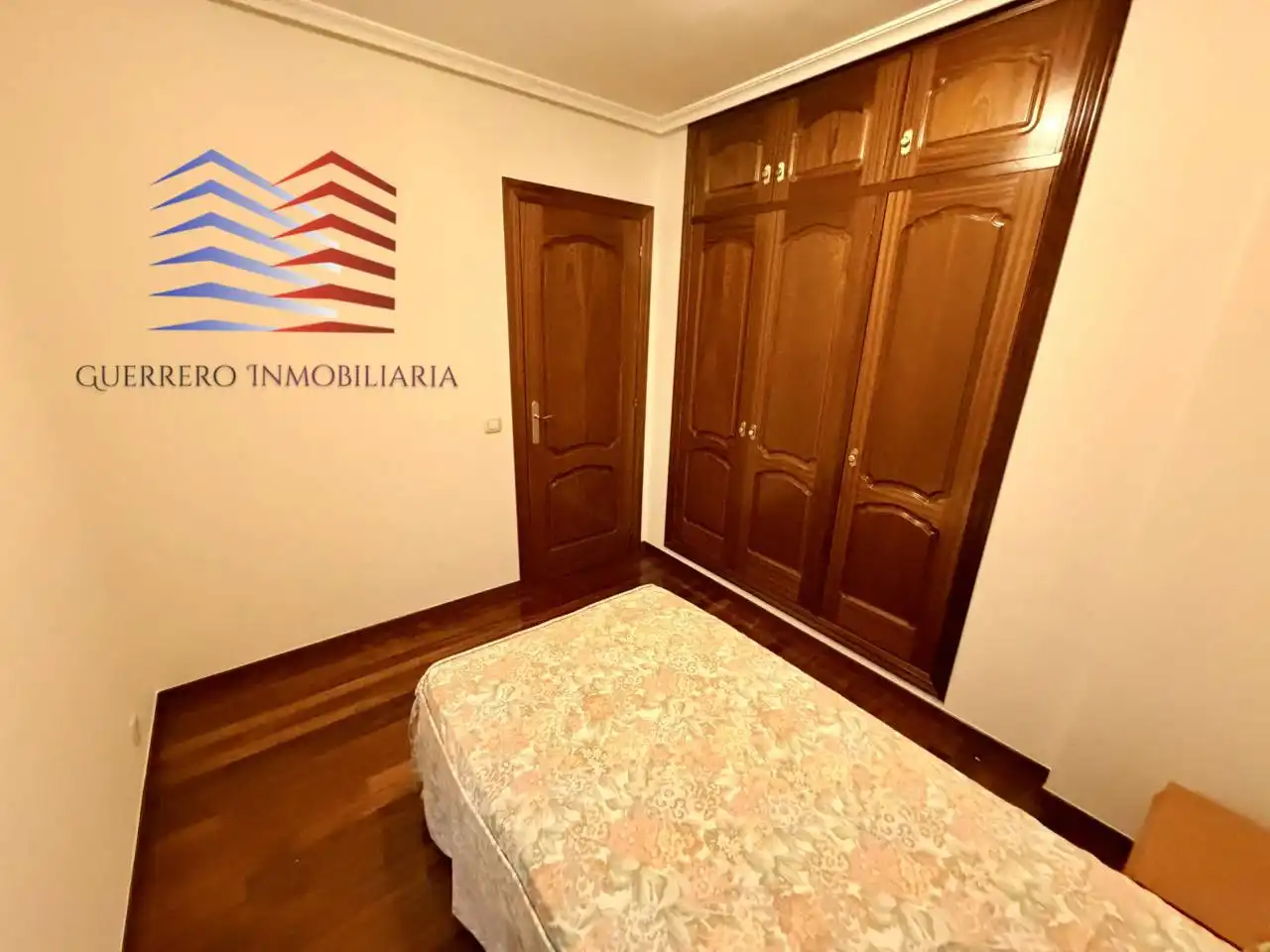 Piso de 85 m² en Ourense