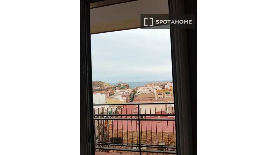 Habitación 161 m², Alicante