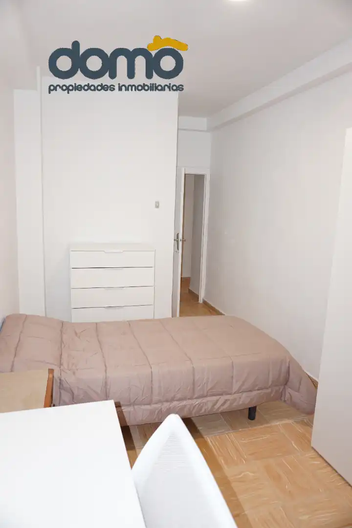 Piso de 98 m² en Granada