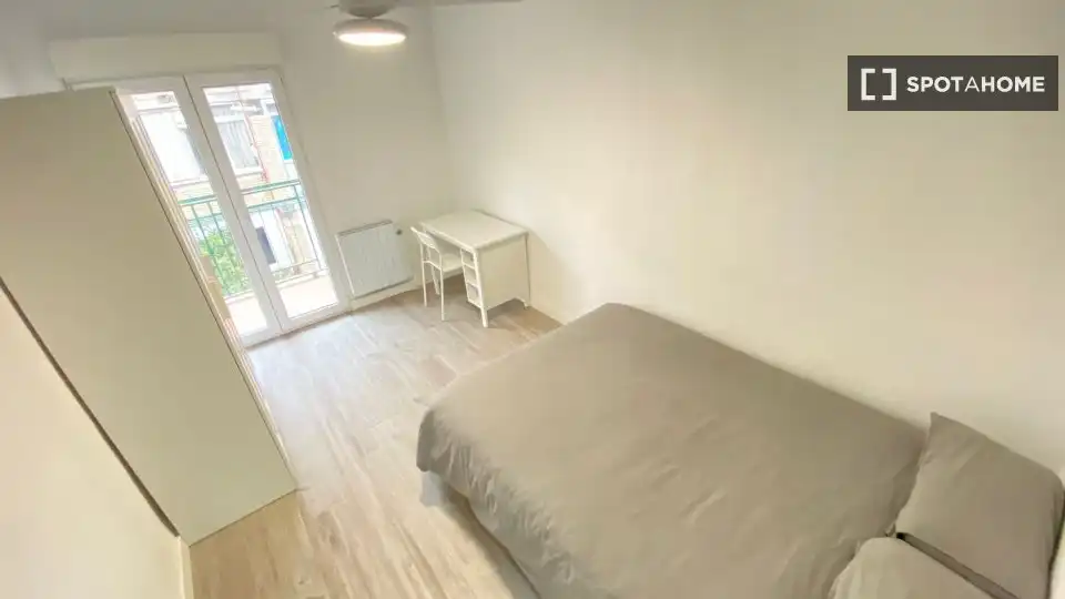 Chambre à louer, Madrid
