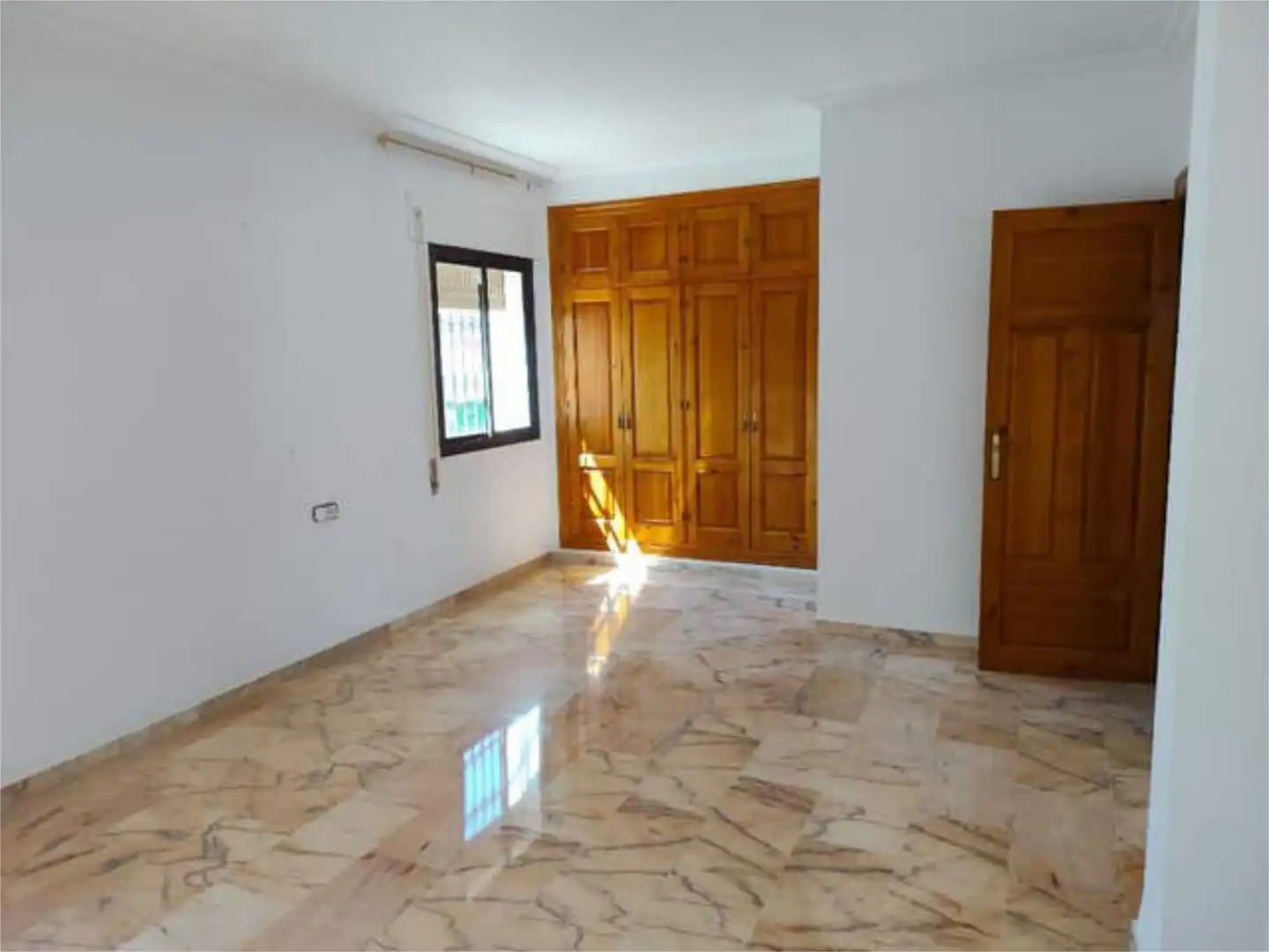 Casa de 396 m² en Dos Hermanas