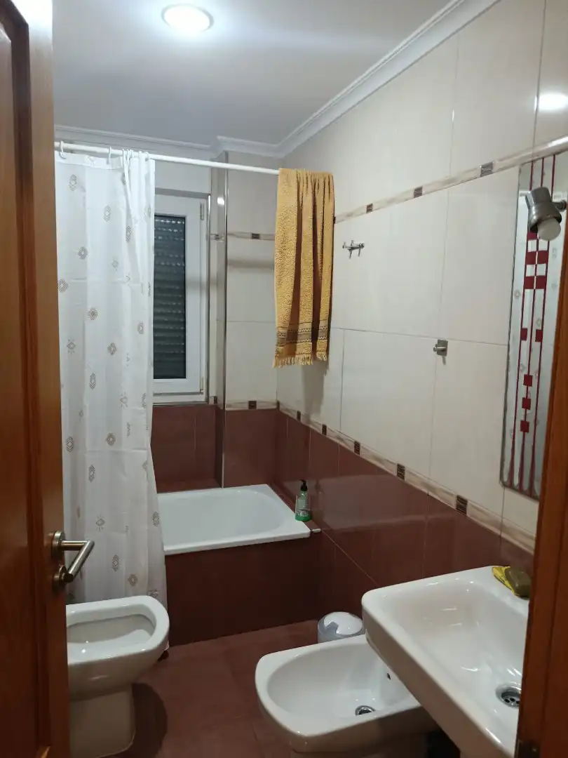 Piso de 70 m² en Castropol